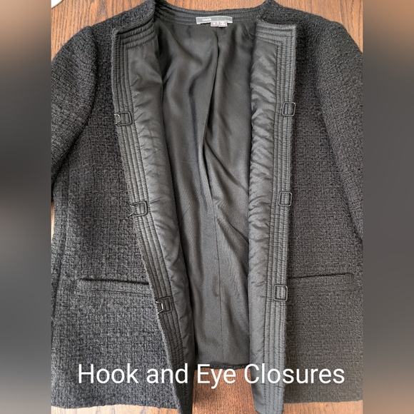 Vince Black Boucle Cropped Blazer Size 6 - Picture 5 of 16
